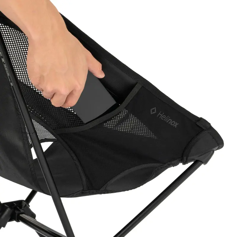 Chair_One_re_Blackout_Edition_2025_-10-1200x1200-bd93c0f (1).webp