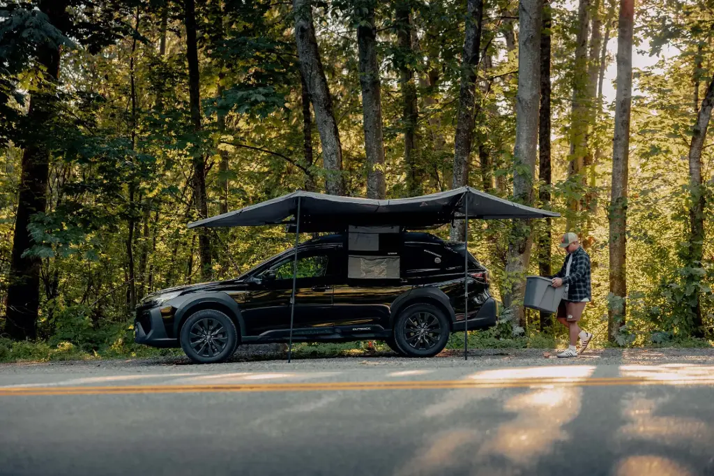 Go Overland Zelfdragende 180°-zonwering