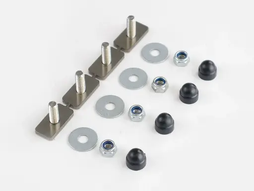 [RRAC962] Front Runner Track Mount Stud Plate